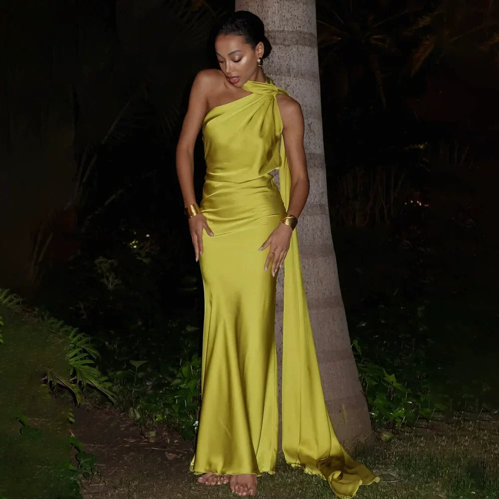 Wcoumq | Elegant Satin Floor-Length Dress with Neck Streamers and Backless Design