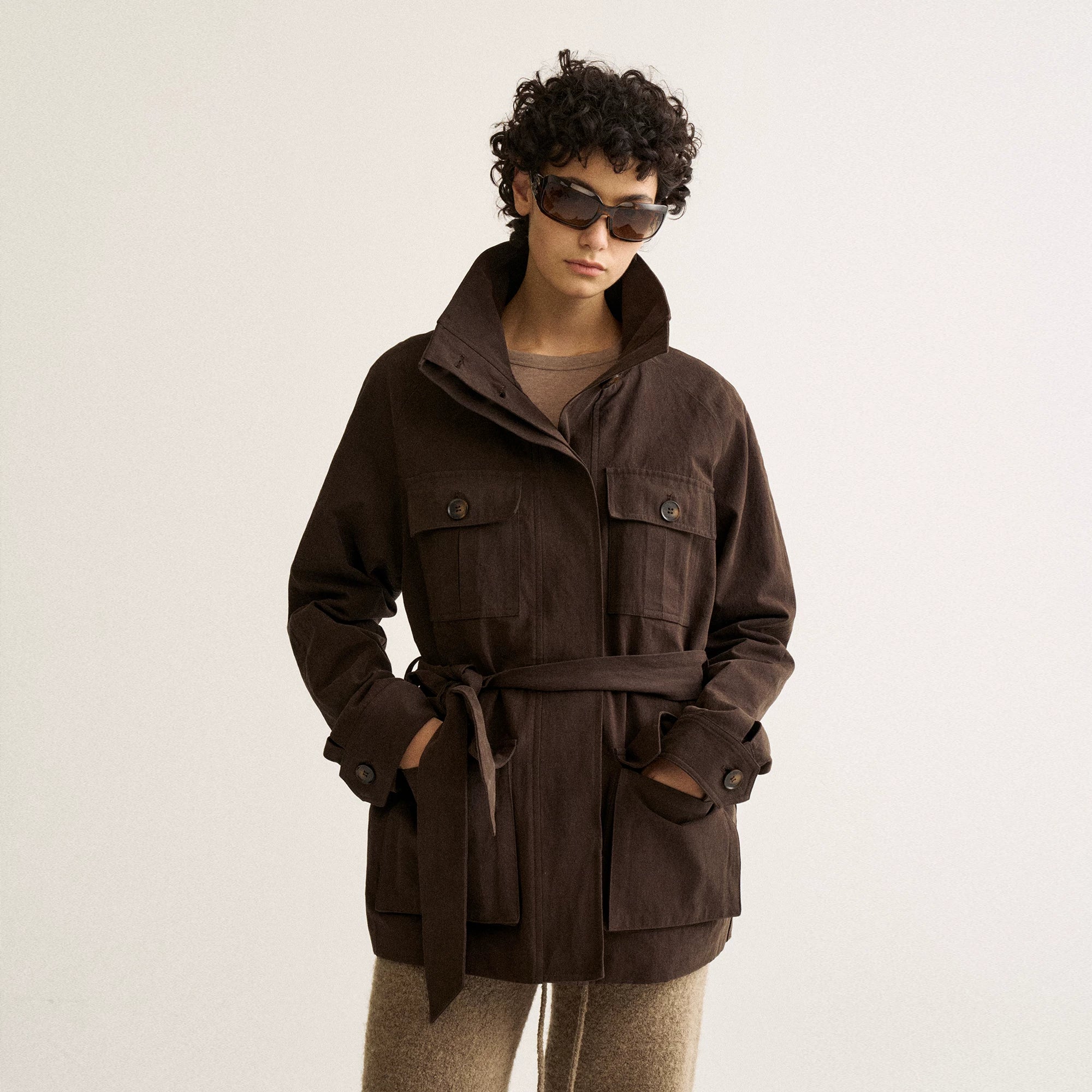Wcoumq | Retro Workwear Multi-Pocket Windbreaker with Adjustable Belt – Women’s Loose Fit Commuting Stand-Up Collar Jacket